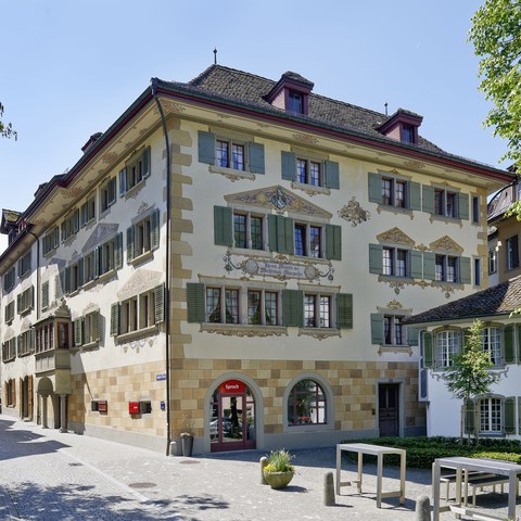 Untere (vorne) und Obere Münz, Ansicht von Nordosten, © Alois Ottiger, Zug