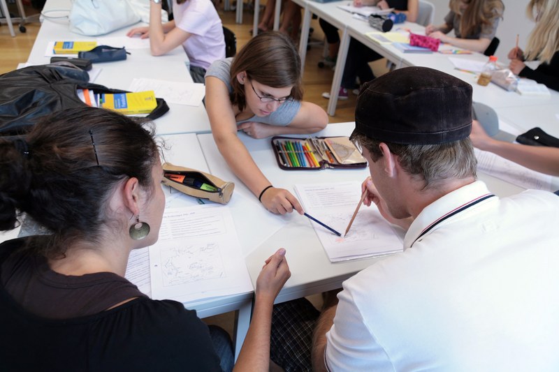 Titelbild Übertritt Primarstufe - Sekundarstufe I