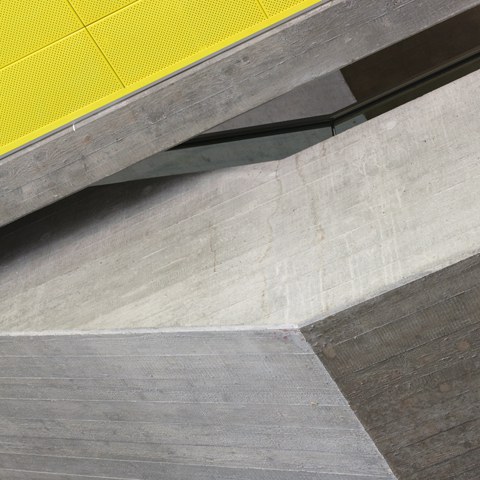 Skulpturale Betonkanten