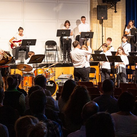 Die Big Band trug schwungvoll zum Gelingen bei.