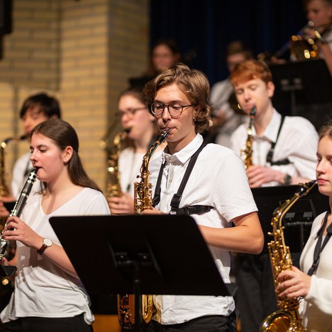 Einzelne Schüler glänzten durch ihr Solo.