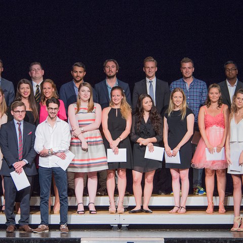 Berufsmature 2015.jpg