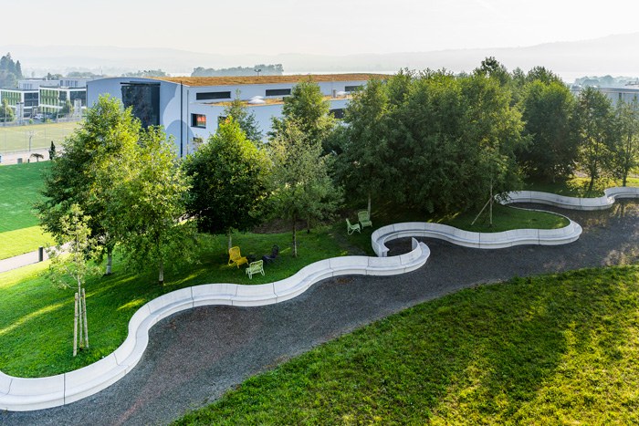 Park in Gewerbzone Rothus Bösch, Copyright: www.andreasbusslinger.ch