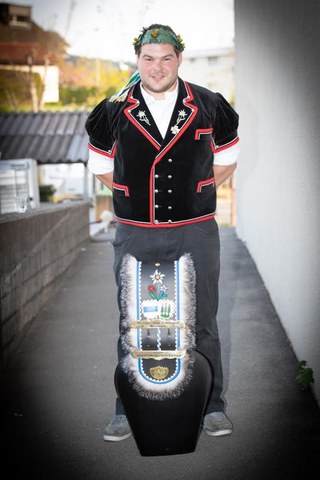 Wir haben einen Kranzschwinger!