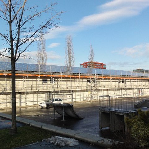 Bau der ersten Anlage