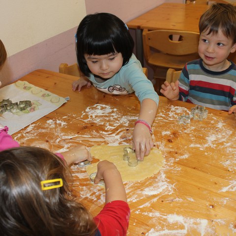 Weihnachtsguetzli 1.JPG