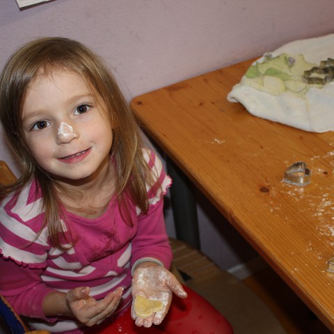 Weihnachtsguetzli 2.JPG