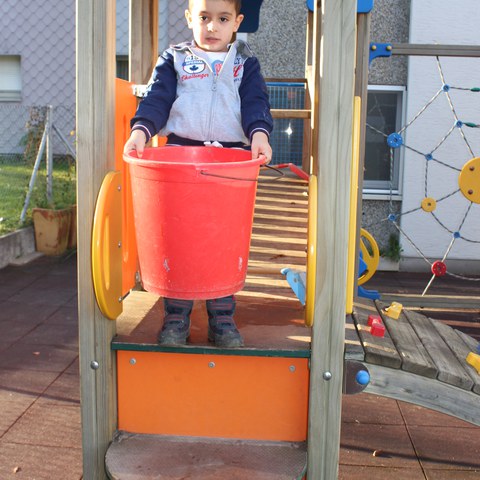 Eimer herumtragen.JPG