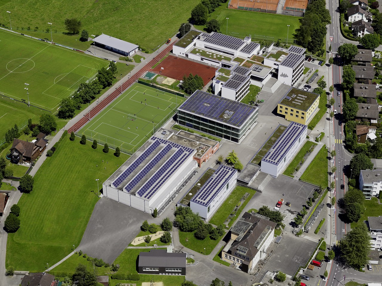 Photovoltaikanlagen Schulanlage Sunnegrund
