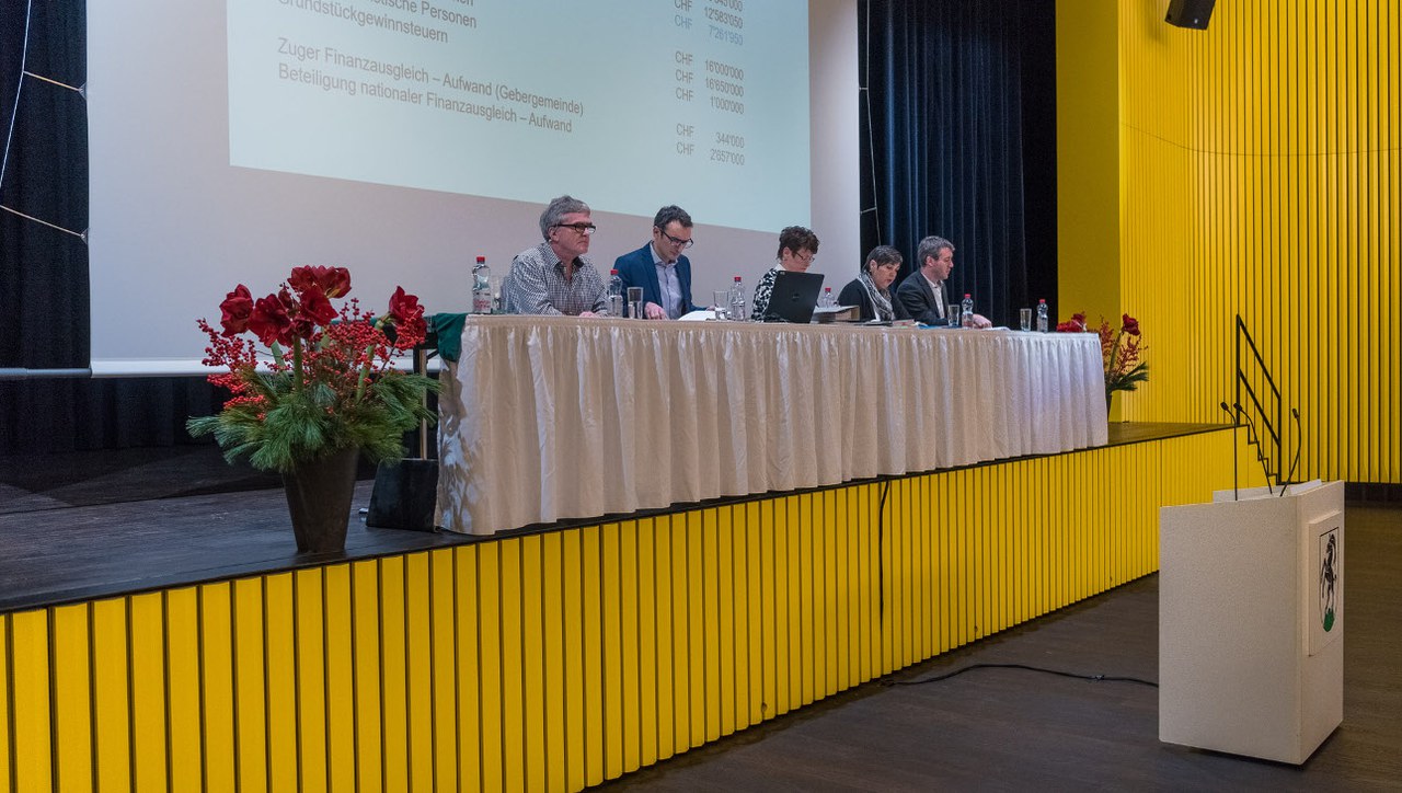 Gemeindepräsidentin Barbara Hofstetter bei ihrer Rede anlässlich der Neuzuzügerbegrüssung