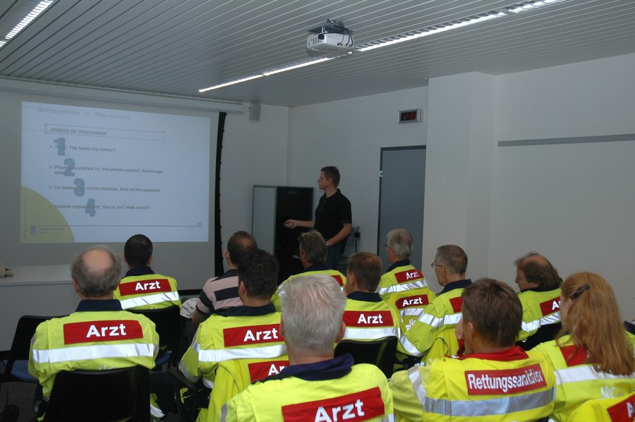 An Referaten wird das Wissen aufgefrischt und neue Erkenntnisse gelernt.