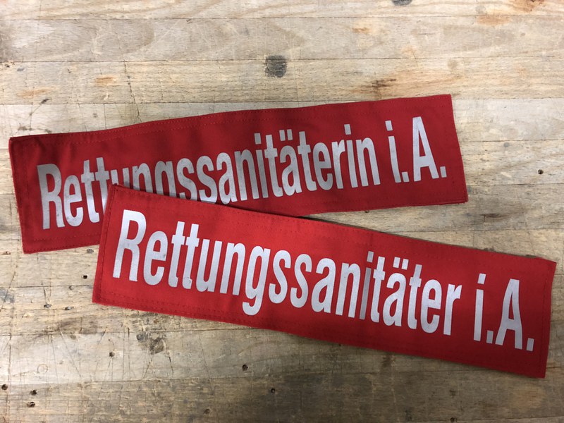 Rettungssanitäterin in Ausbildung