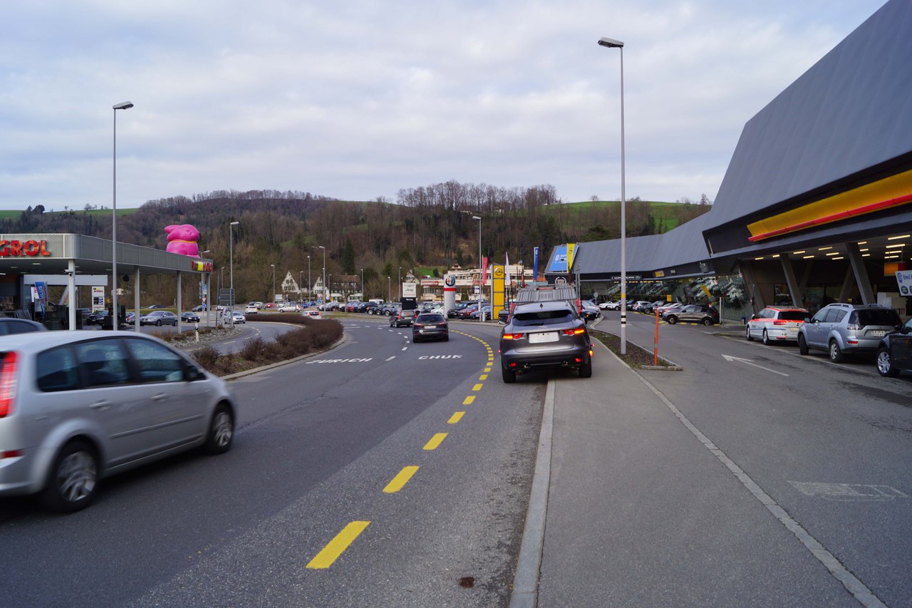 Fussgängerin angefahren und verletzt