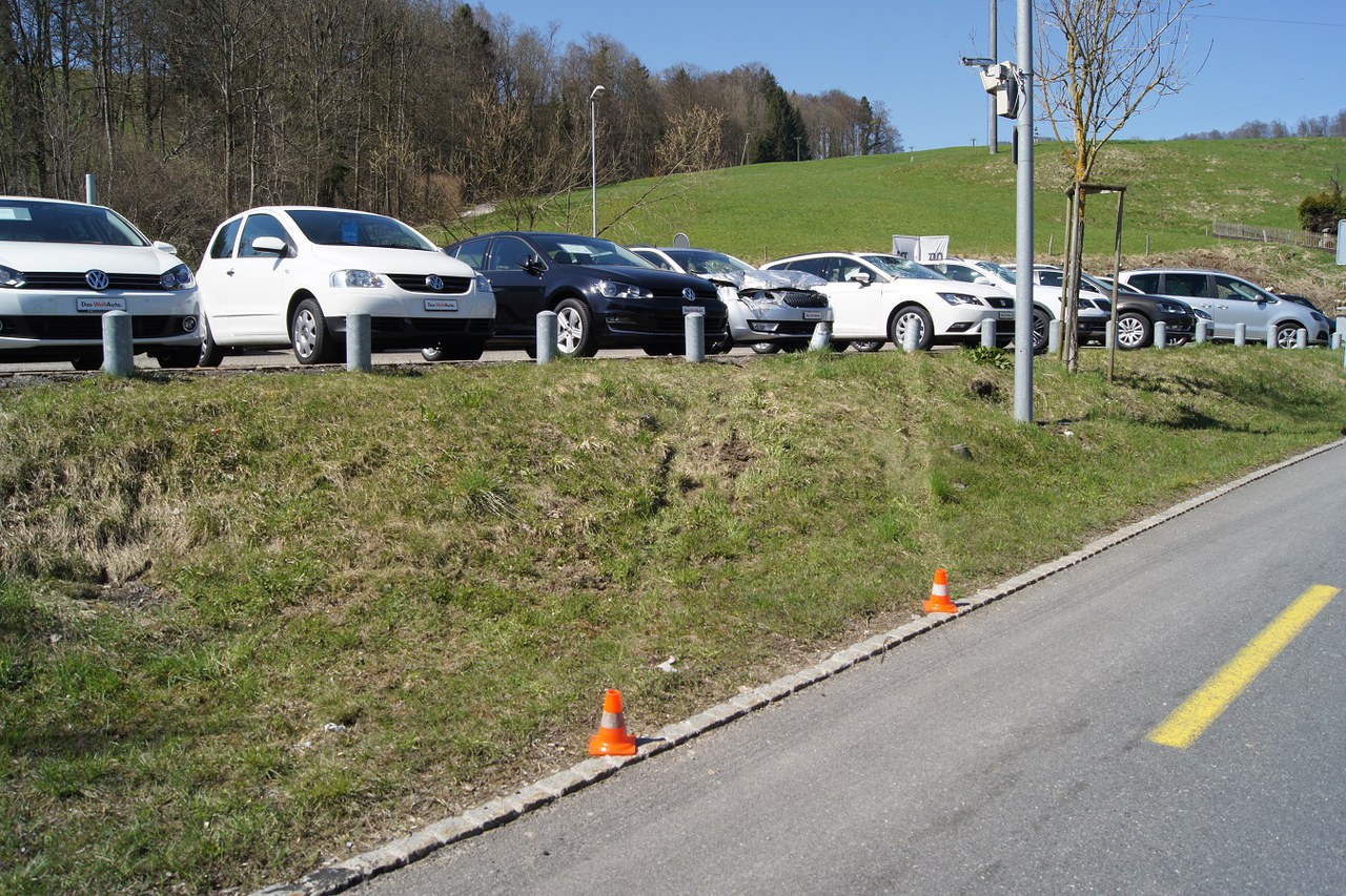 Die Böschung wirkte wie eine Rampe