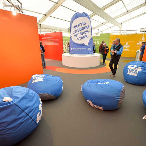 sackstarkzuger_messe_15-12.jpg