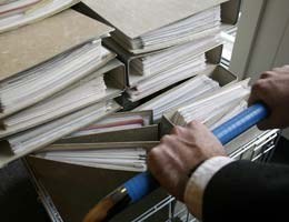 Ordnerbeige mit Akten